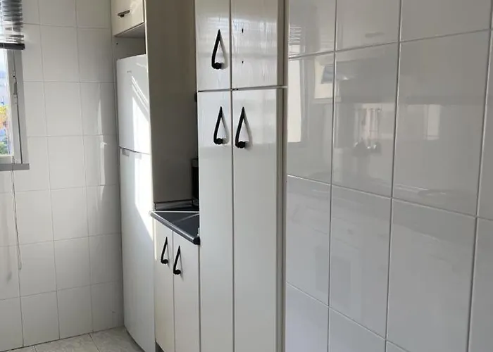 Appartement à 2 Chambres à Coucher